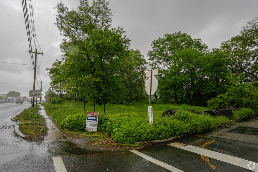 920 US Highway 1, Avenel, NJ à vendre - Photo principale - Image 1 de 1