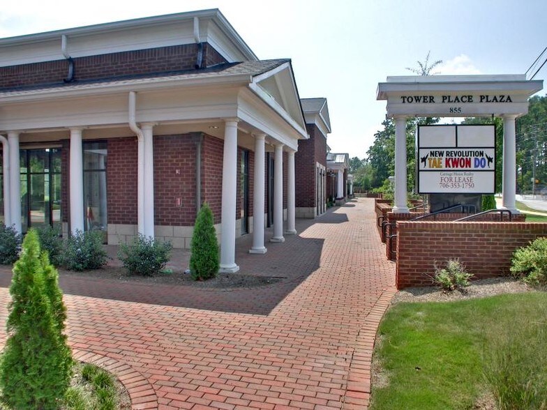 855 Gaines School Rd, Athens, GA à louer - Photo du bâtiment - Image 3 de 5