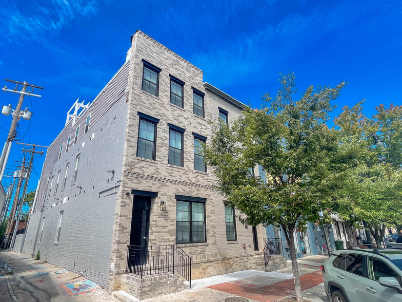 414 S Conkling St, Baltimore, MD for sale - Building Photo - Image 1 of 33