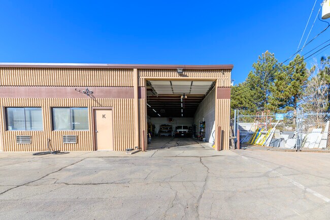 Plus de détails pour 955 E 58th Ave, Denver, CO - Industriel à louer
