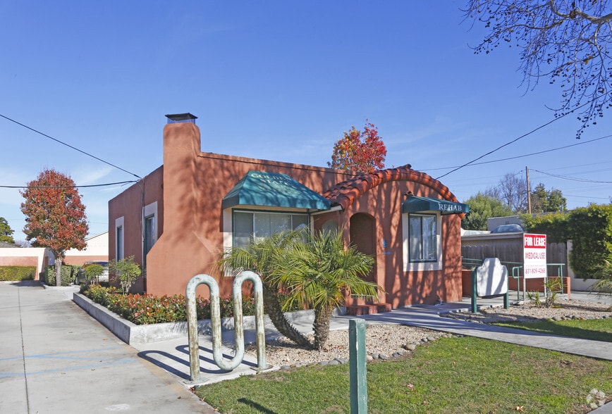 47-51 E Romie Ln, Salinas, CA for sale - Building Photo - Image 3 of 14