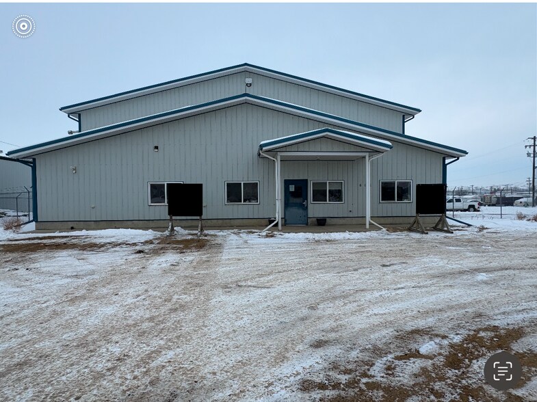 601 Ninth St SW, Drumheller, AB for sale - Building Photo - Image 1 of 9