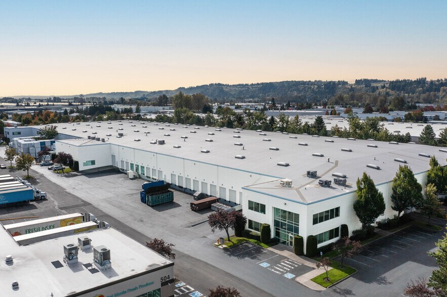 4104 C St NE, Auburn, WA à louer - Photo du bâtiment - Image 1 de 5