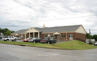 Plus de détails pour 519 SW 3rd St, Lee's Summit, MO - Bureau, Bureau/Commerce de détail à louer