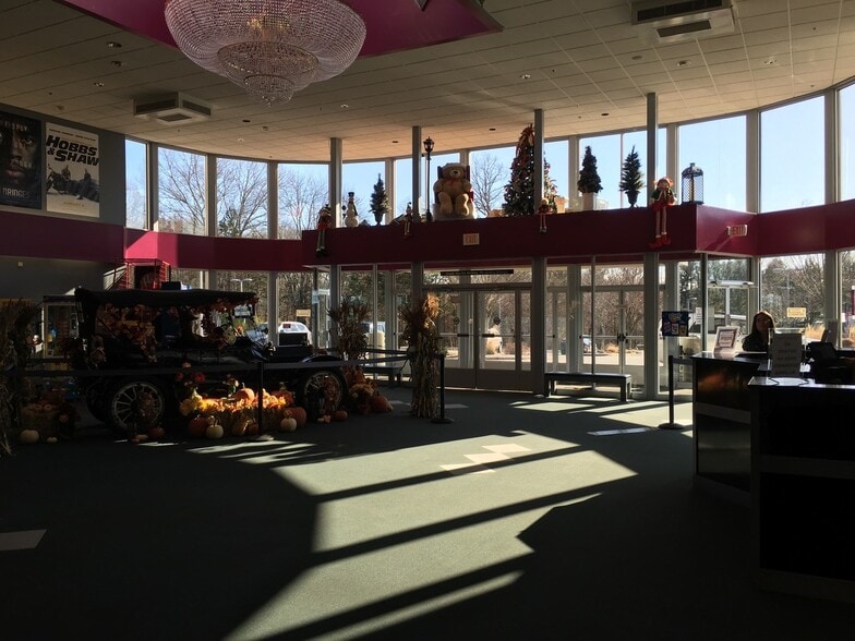 396 Old Hartford Rd, Colchester, CT for sale - Building Photo - Image 3 of 4