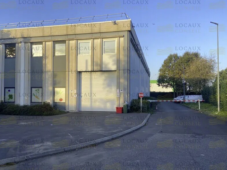 86 Avenue Louis Roche, Gennevilliers à louer - Photo du bâtiment - Image 2 de 2