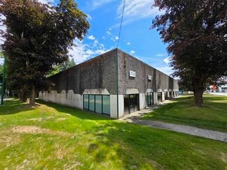 Plus de détails pour 4036 Mcconnell Dr, Burnaby, BC - Industriel à louer