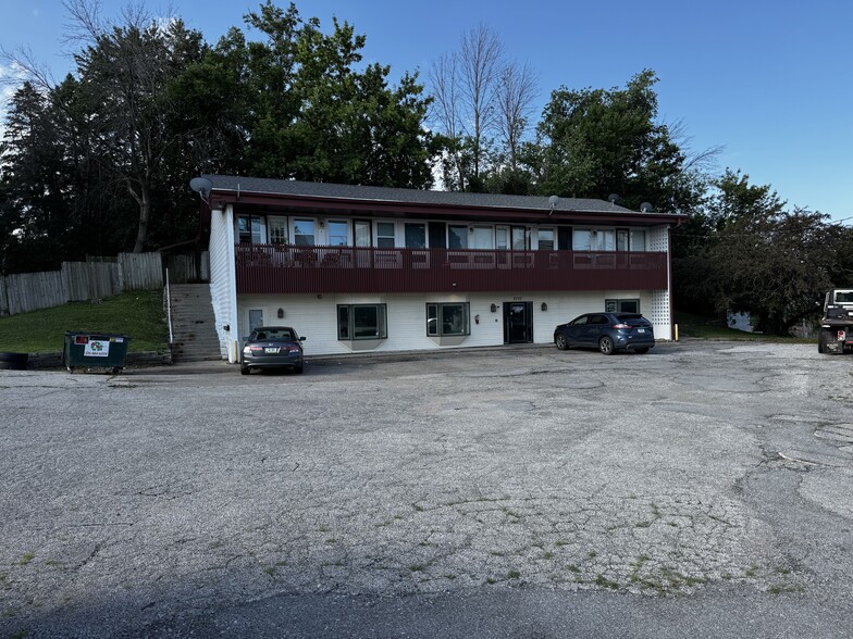 2701-2727 Hubbell Ave, Des Moines, IA for sale - Building Photo - Image 1 of 10