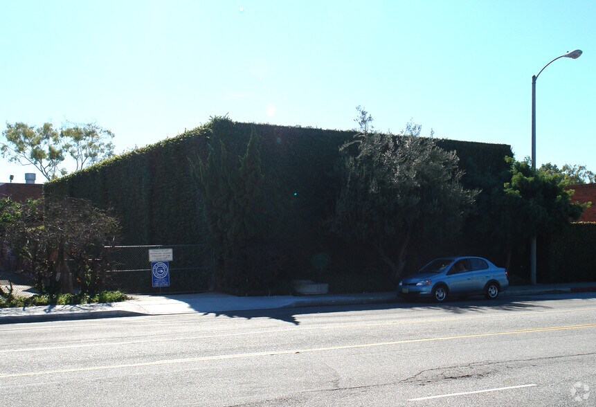 1972-1996 W Del Amo Blvd, Torrance, CA à louer - Photo du bâtiment - Image 3 de 10
