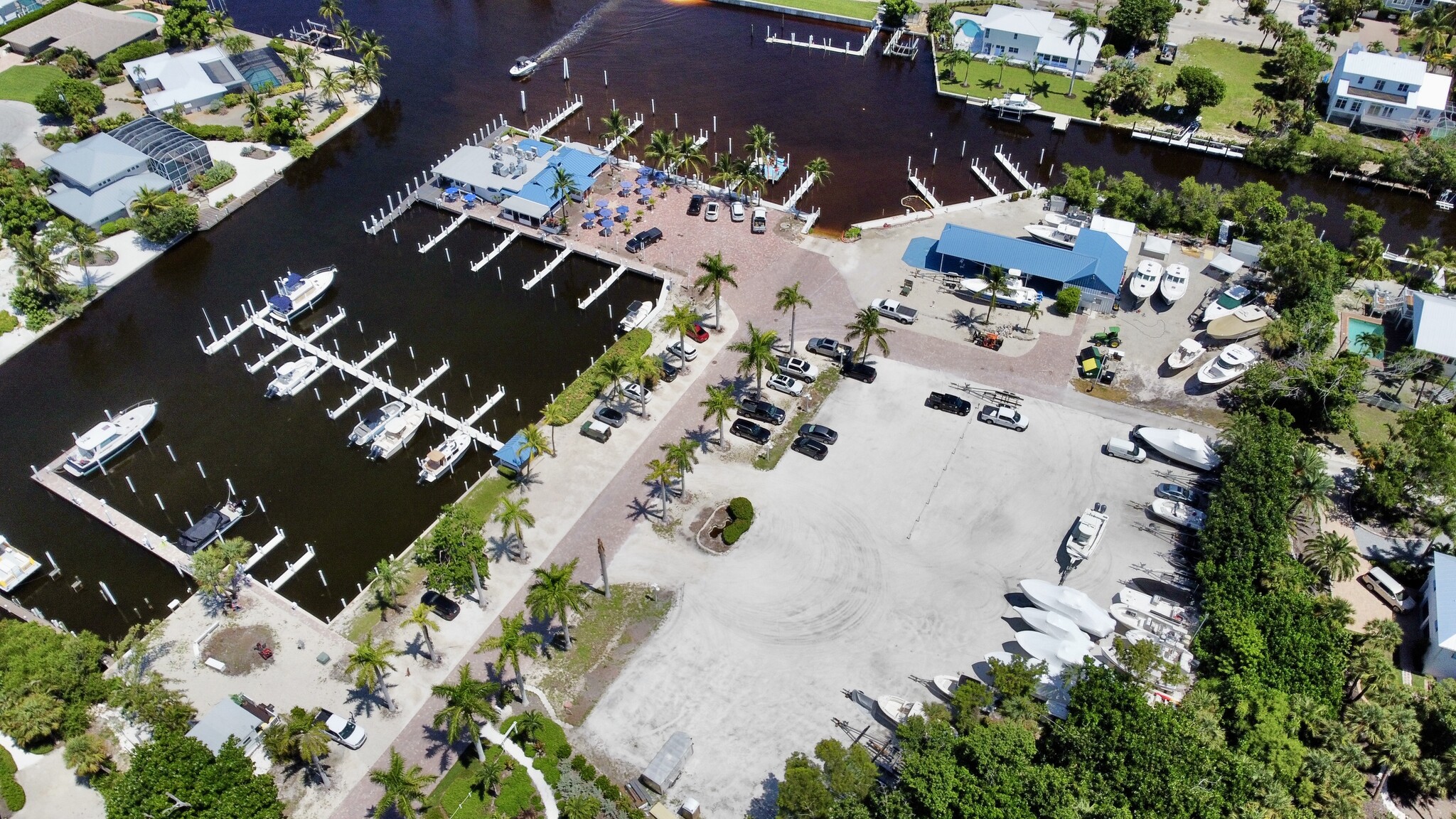 634 N Yachtsman Dr, Sanibel, FL for lease Primary Photo- Image 1 of 15