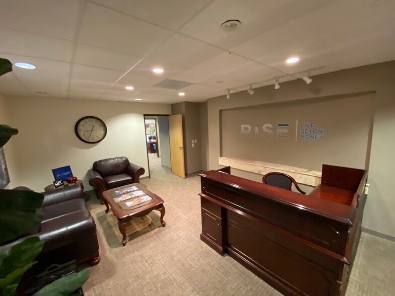 6060 Greenwood Plaza Blvd, Englewood, CO for sale - Building Photo - Image 3 of 16