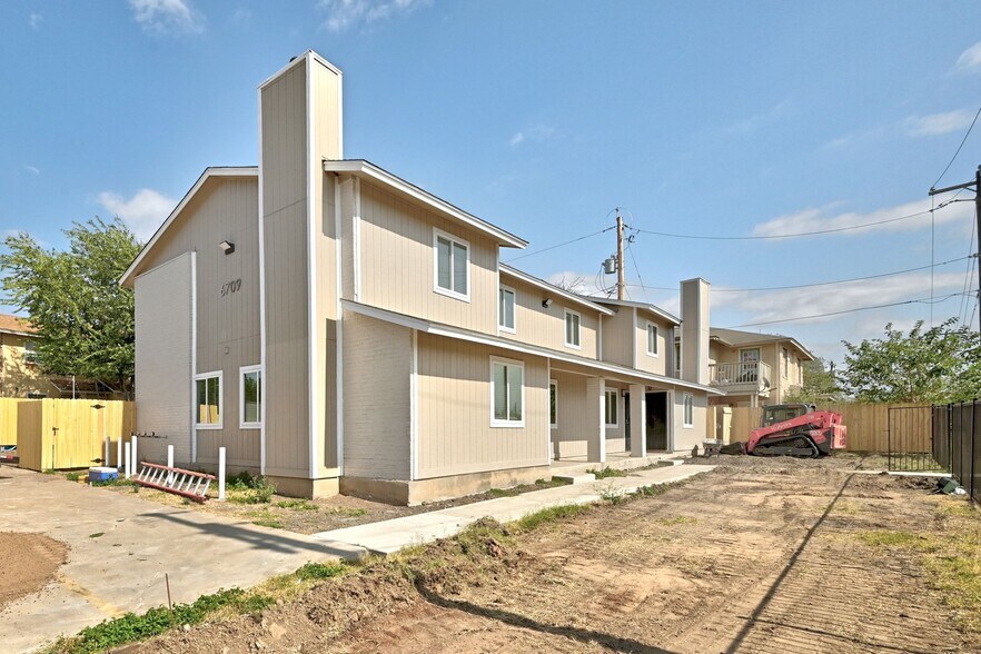 6709 Wentworth Dr, Austin, TX à vendre - Photo principale - Image 1 de 28