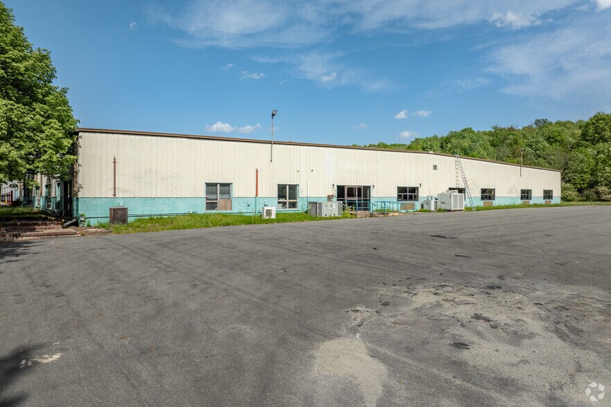1422 Route 179, Lambertville, NJ à louer - Photo du bâtiment - Image 3 de 64