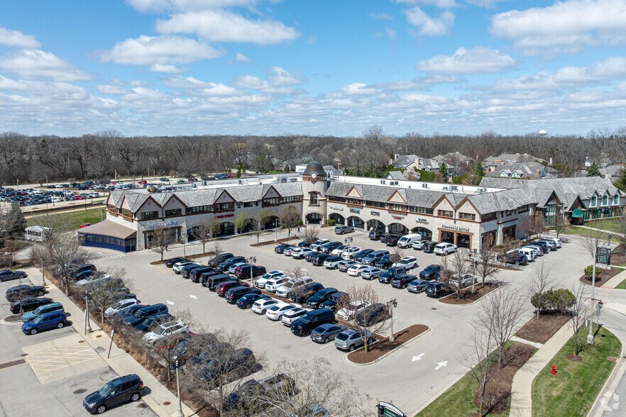 840 S Waukegan Rd, Lake Forest, IL à louer - Aérien - Image 3 de 7