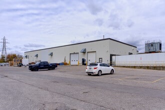 75 Plant Farm Blvd, Brantford, ON for lease Interior Photo- Image 2 of 26
