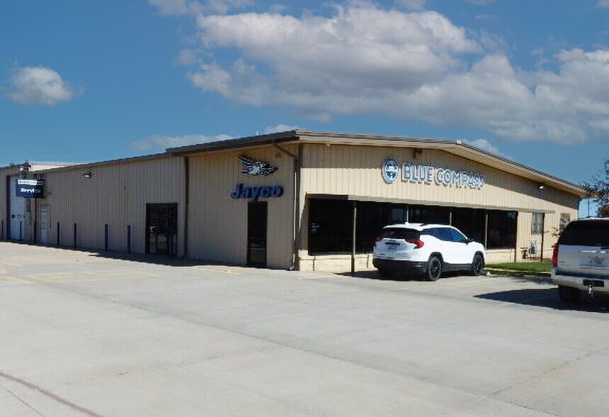 1200 10th St, Great Bend, KS for sale - Primary Photo - Image 1 of 5