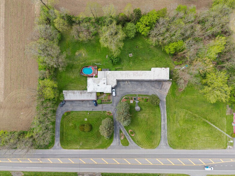 2100 W Genesee Tpke, Camillus, NY à vendre - Aérien - Image 3 de 14