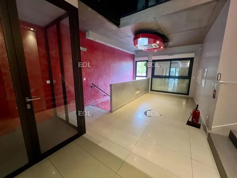 Office in Tremblay-en-France for sale - Interior Photo - Image 3 of 12
