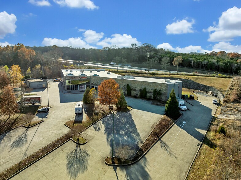 1616 Harley Davidson Blvd, Columbia, TN à vendre - Photo du bâtiment - Image 3 de 24