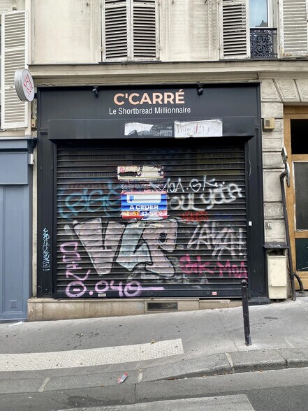 15 Rue Henry Monnier, Paris à louer - Photo du bâtiment - Image 2 de 4