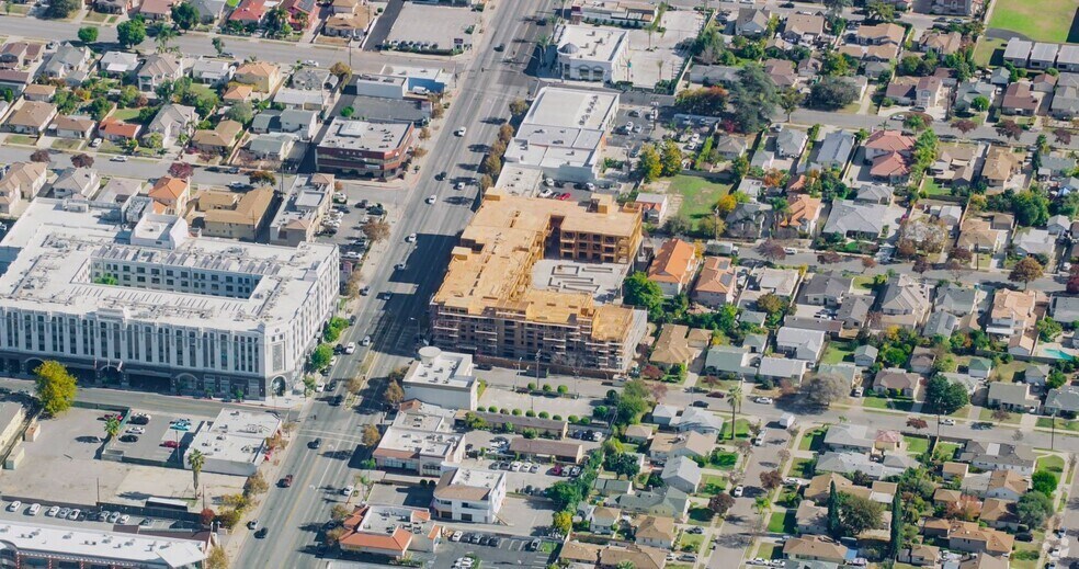 300 E Valley Blvd, San Gabriel, CA à louer - Aérien - Image 2 de 14