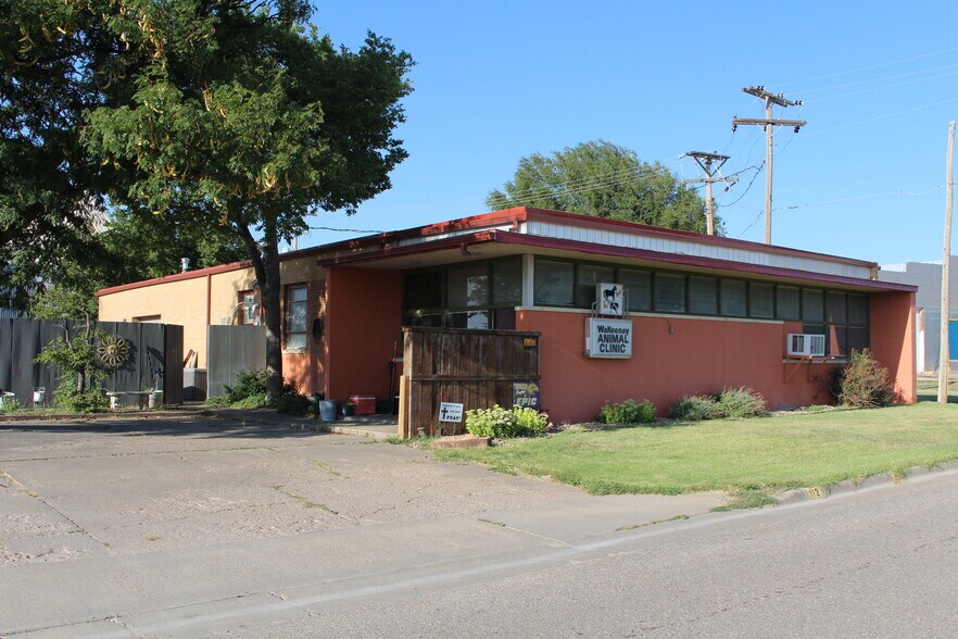 112 Barclay Ave, Wa Keeney, KS à vendre - Photo du bâtiment - Image 2 de 21