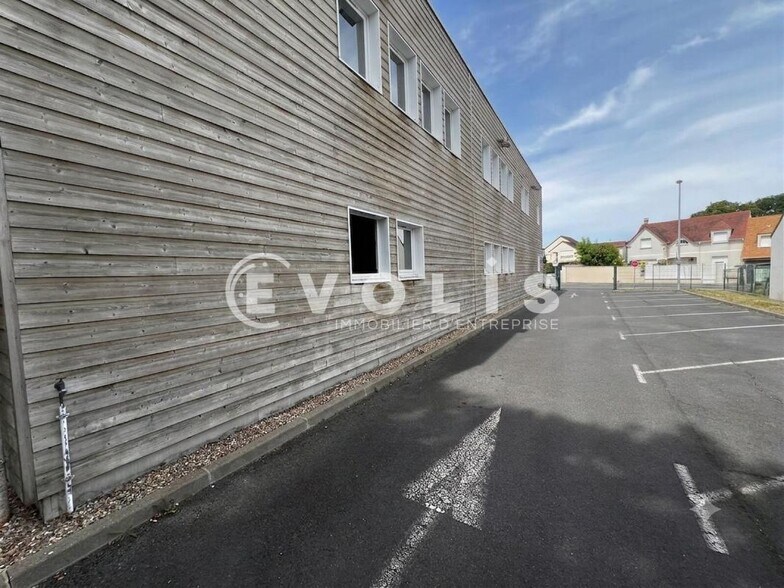 Flex in Gometz Le Chatel for sale - Building Photo - Image 3 of 19