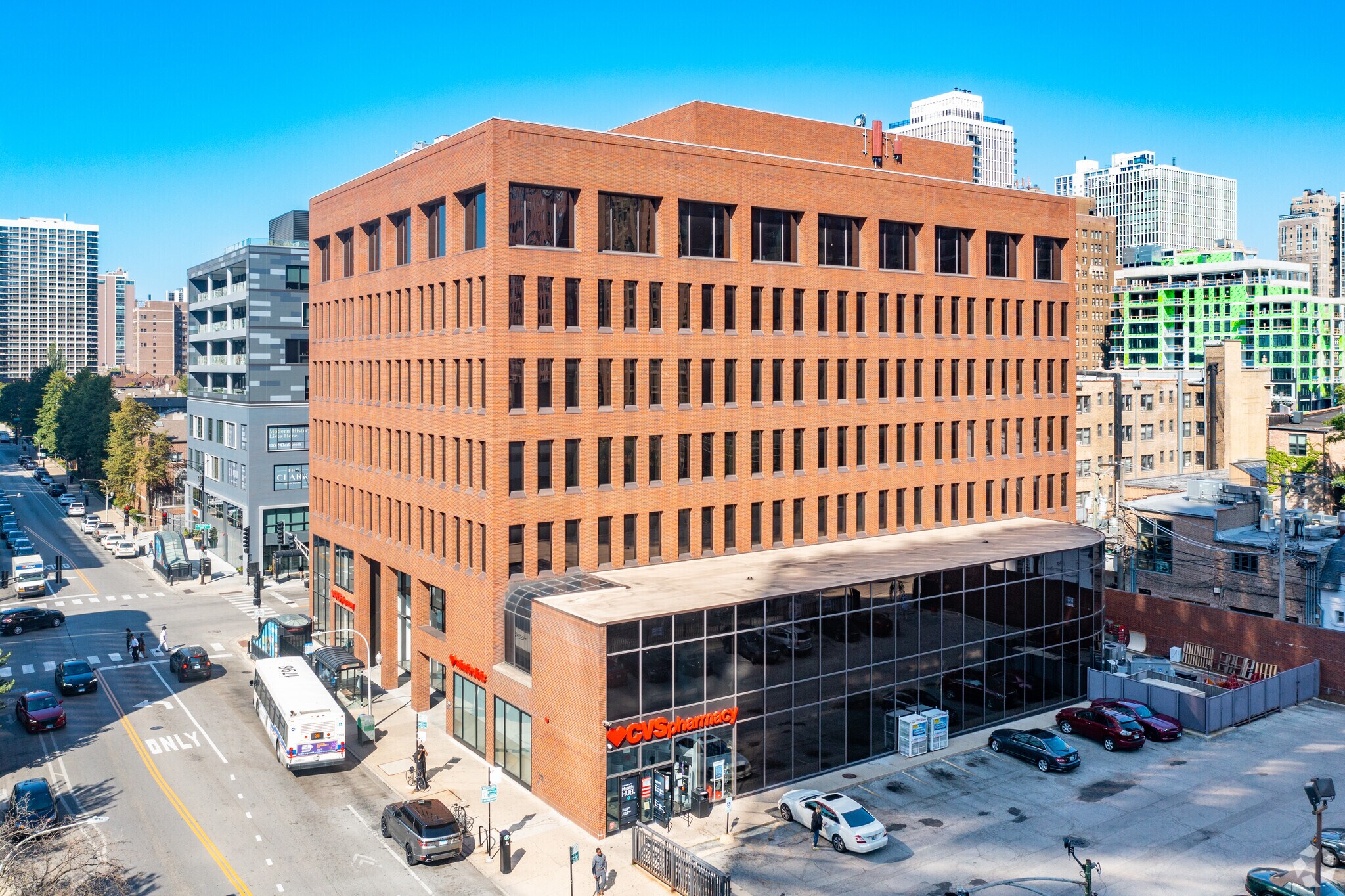 1165 N Clark St, Chicago, IL à louer Photo du bâtiment- Image 1 de 21