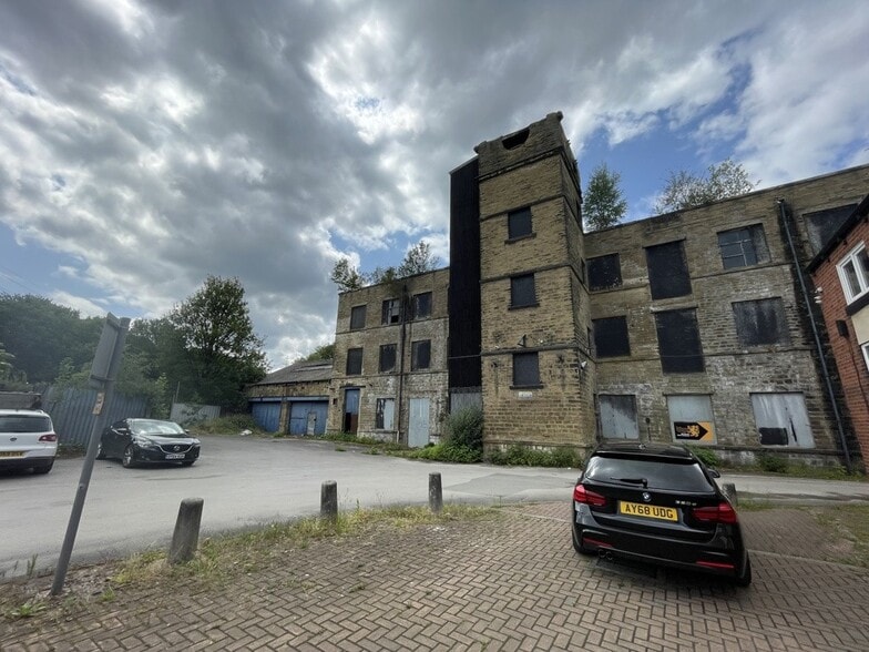 Commercial Road, Leeds à vendre - Photo principale - Image 1 de 4