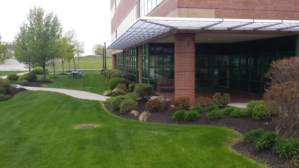 1 Chelsea St, New London, CT à louer - Photo du bâtiment - Image 2 de 17