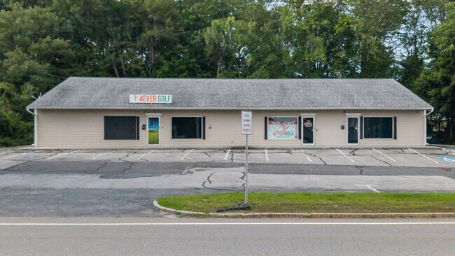 More details for 184 W Main St, Dudley, MA - Retail for Sale