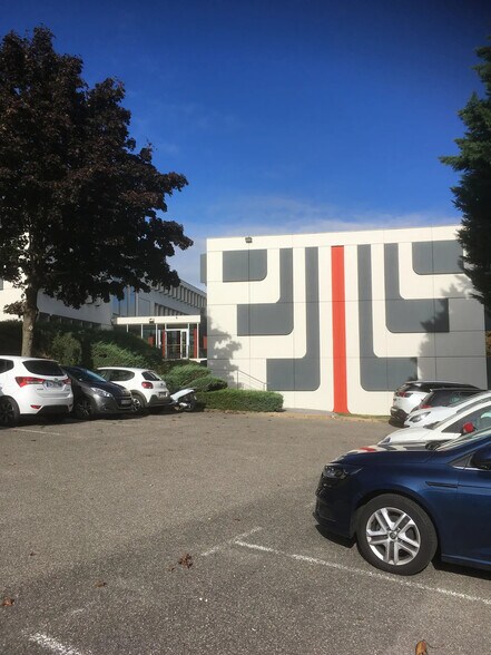 42 Chemin Du Moulin Carron, Écully à vendre - Photo du bâtiment - Image 3 de 16