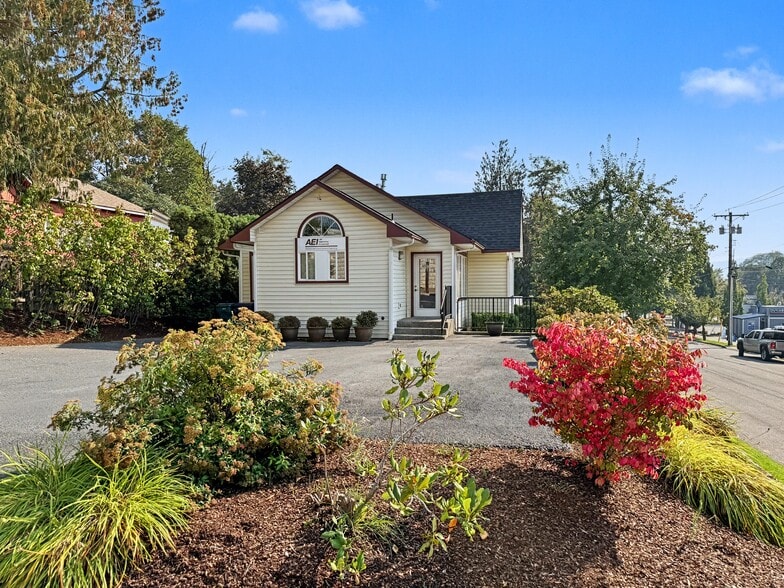 1038 W Davidson Ave, Coeur d'Alene, ID for sale - Building Photo - Image 2 of 39