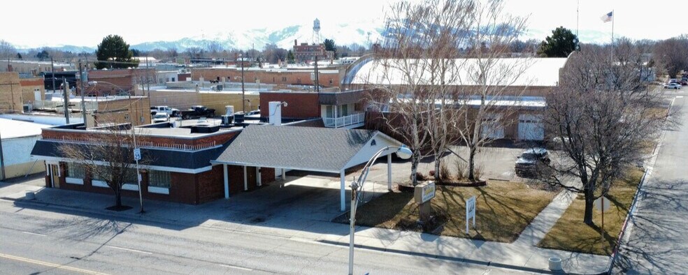 221 W Main St, Burley, ID à vendre - Photo du bâtiment - Image 2 de 11