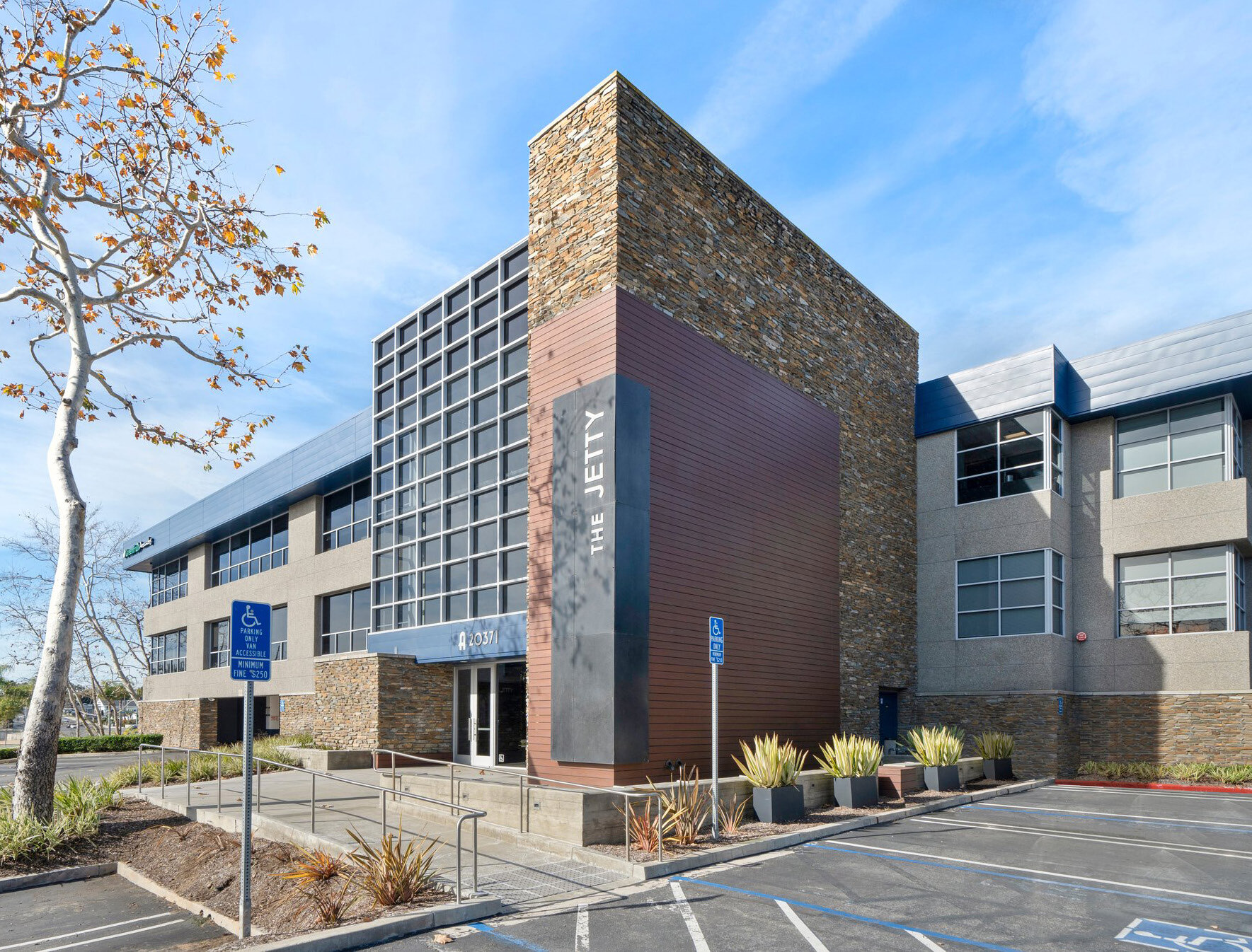20371 Irvine Ave, Newport Beach, CA for lease Building Photo- Image 1 of 12