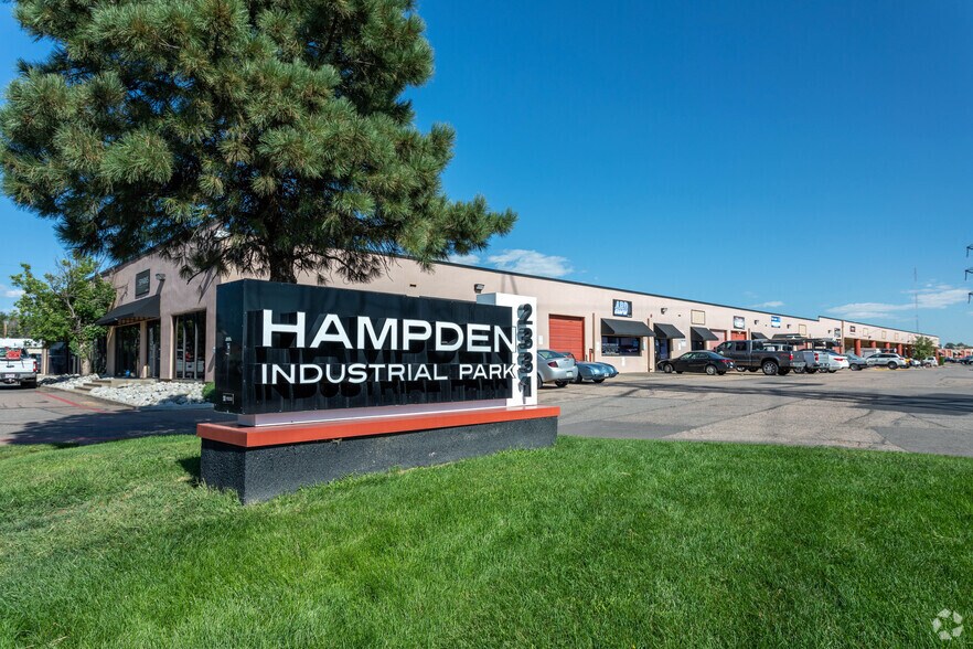 2331 W Hampden Ave, Englewood, CO à louer - Photo du bâtiment - Image 2 de 7