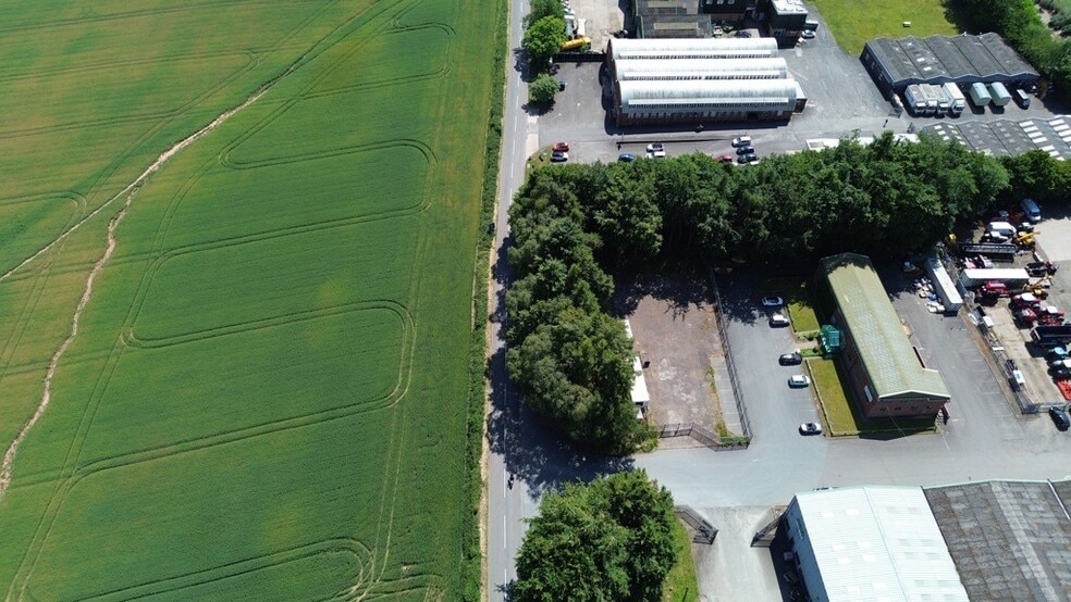 12-14 Berrow Green Rd, Martley for lease - Aerial - Image 2 of 7