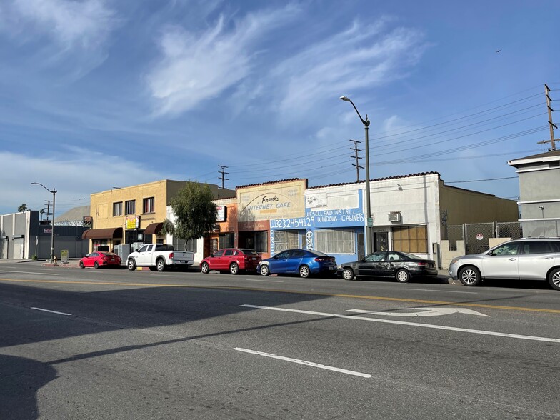 5965-5973 S Broadway, Los Angeles, CA à vendre - Photo du bâtiment - Image 1 de 1