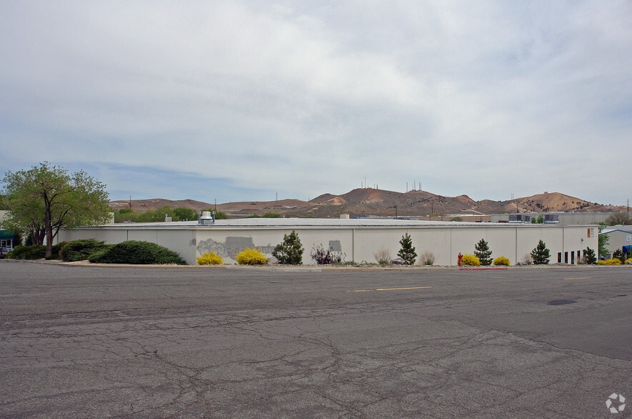 105 E Parr Blvd, Reno, NV for lease - Building Photo - Image 3 of 13