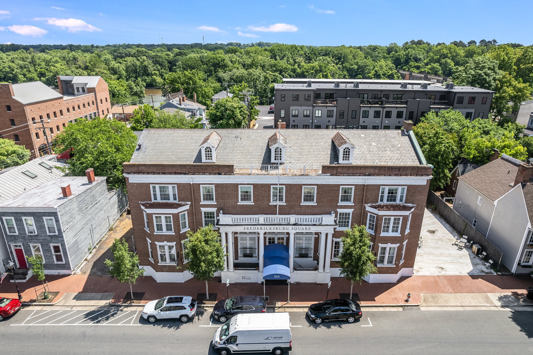 525 Caroline St, Fredericksburg, VA for lease Building Photo- Image 1 of 21