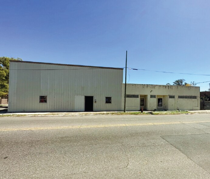 3215-3225 Pearl St N & 232 3rd St W portefeuille de 3 propriétés à vendre sur LoopNet.ca - Photo du bâtiment - Image 2 de 7