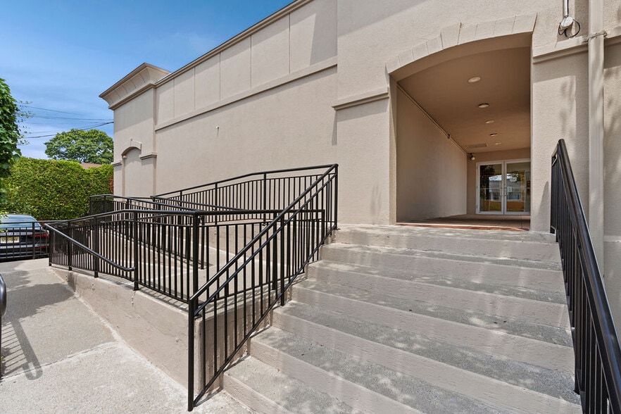 2777 Hylan Blvd, Staten Island, NY for sale - Building Photo - Image 3 of 38