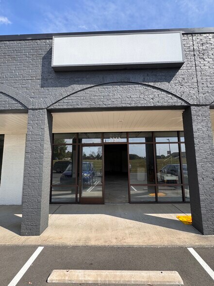 2361-2371 Concord Lake Rd, Concord, NC à louer - Photo du bâtiment - Image 2 de 23