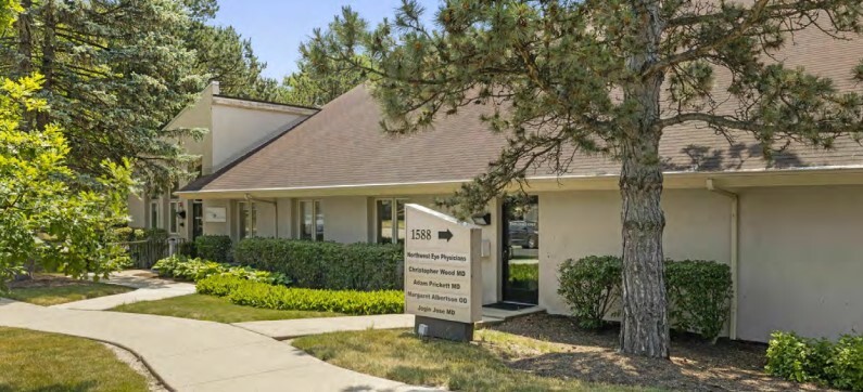 1538-1590 N Arlington Heights Rd, Arlington Heights, IL for lease - Primary Photo - Image 1 of 16