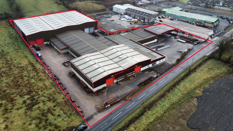 51 Lisburn Rd, Ballynahinch à louer - Photo du bâtiment - Image 2 de 4