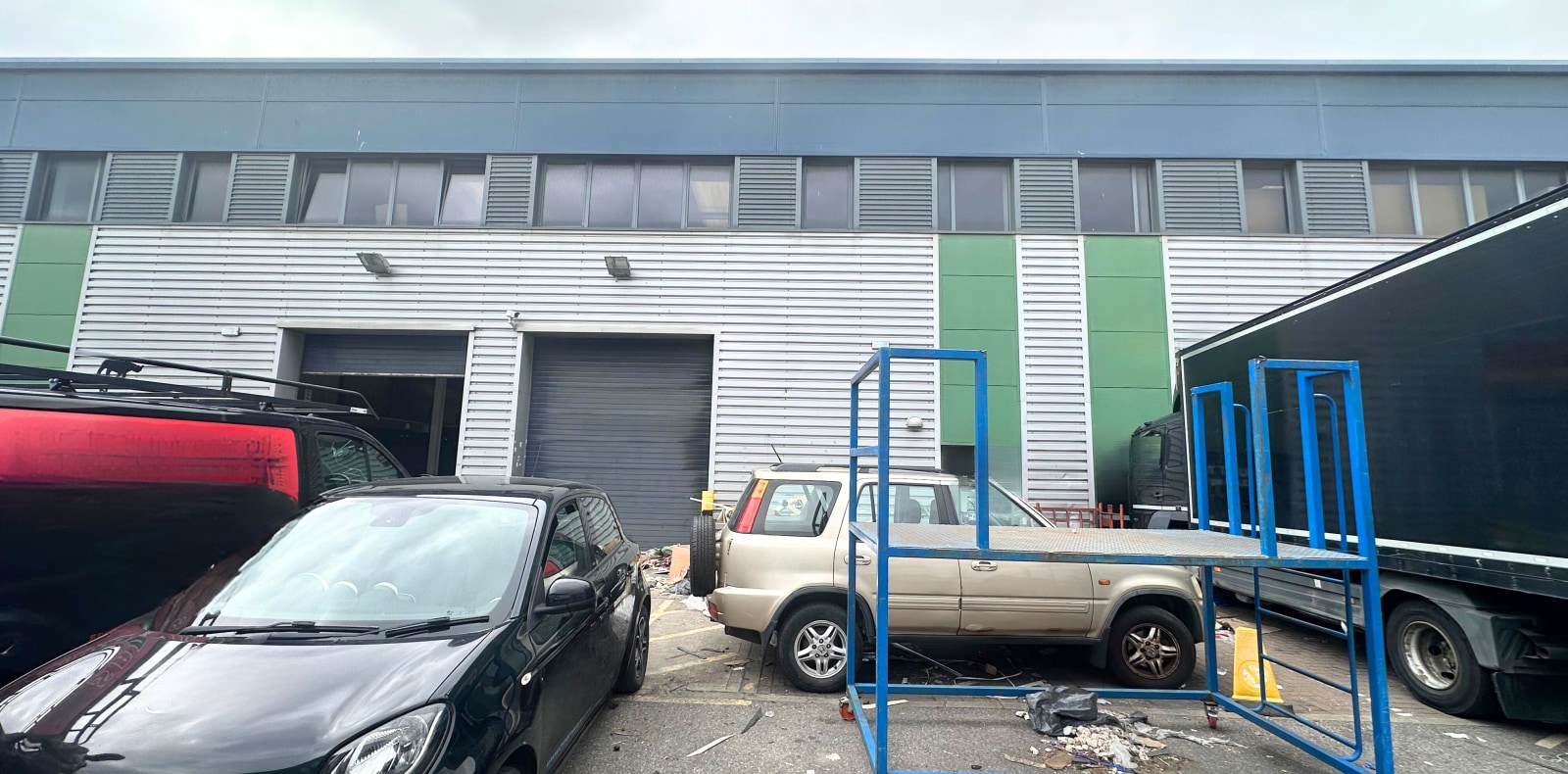 Brent Rd, Southall à louer Photo du bâtiment- Image 1 de 4