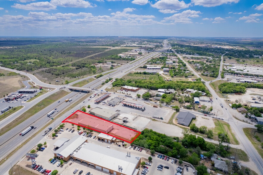 4312 I 35 N Frontage rd, New Braunfels, TX for sale - Building Photo - Image 3 of 9