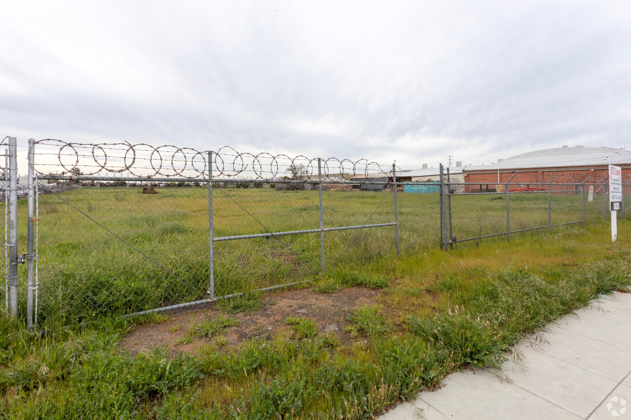 2640 Cherry ave, Fresno, CA for lease Primary Photo- Image 1 of 3