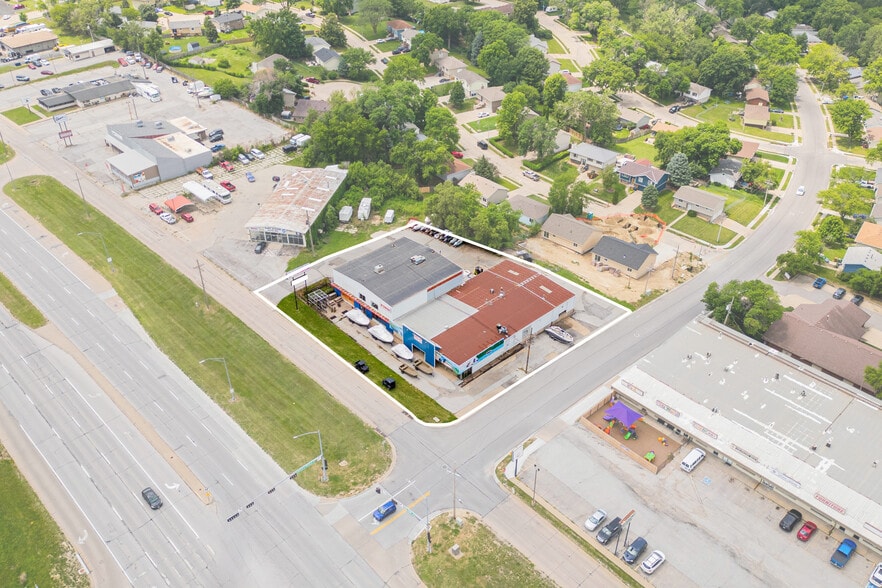 812 Fort Crook Rd S, Bellevue, NE for sale - Aerial - Image 2 of 17
