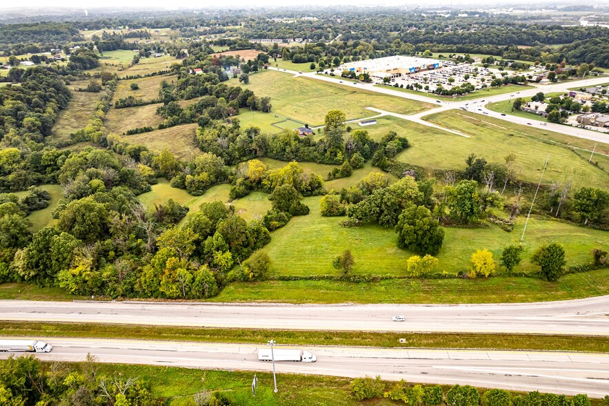 Springfield Road, Bardstown, KY à vendre - Photo du b timent - Image 3 de 12